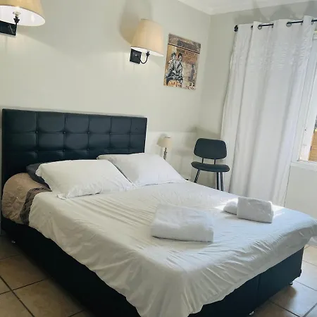 Grande Maison Avec Piscine Privee *